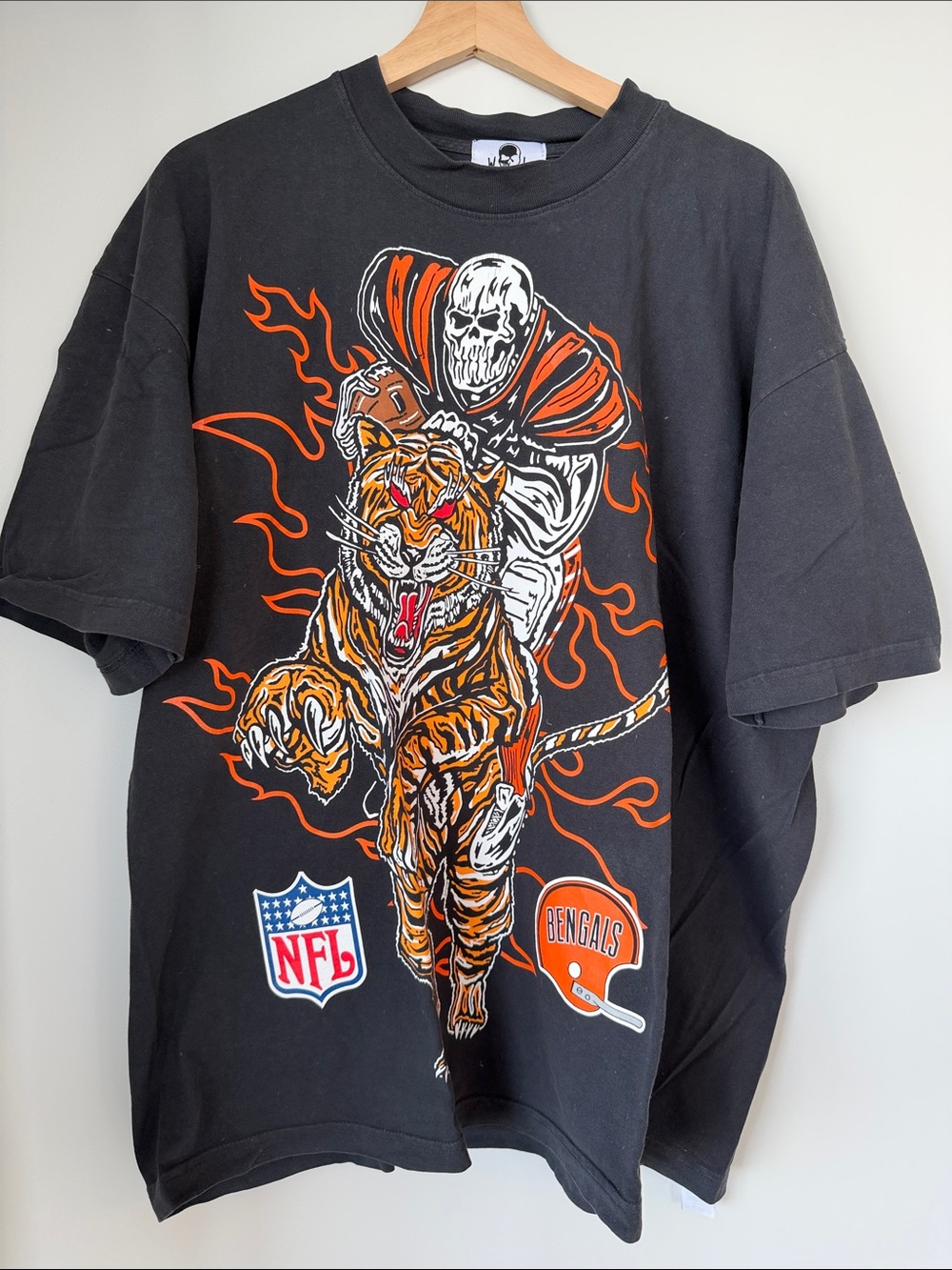 Black Graphic Short-Sleeve Tee with Orange Tiger Motif